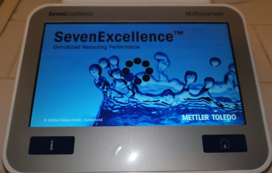 Misuratore da banco METTLER TOLEDO™ SevenExcellence™ S470 pH/Conducibilità pari al nuovo